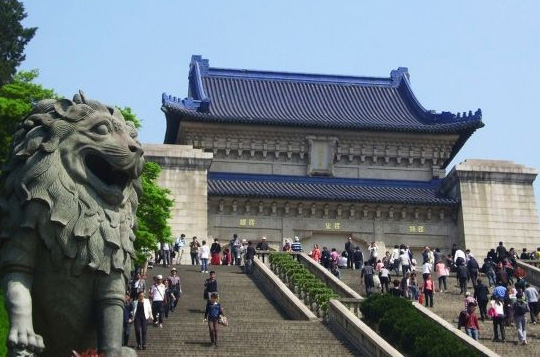 <南京专享2天>中山陵 阅江楼 玄武湖 雨花台 夫子庙